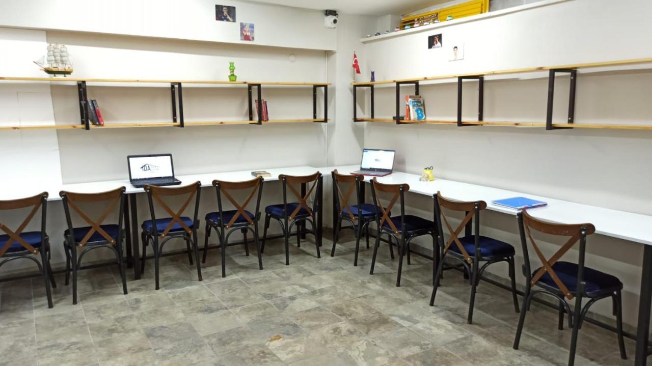 Ida Istanbul Hostel Buitenkant foto
